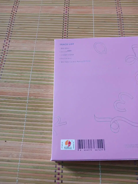 QWER 1st Harmony Unopened Album from Discord