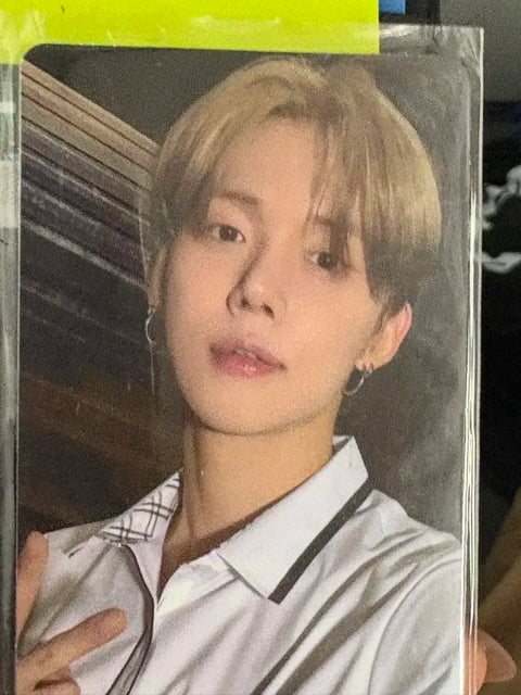 TXT Yeonjun CU uniform photocard