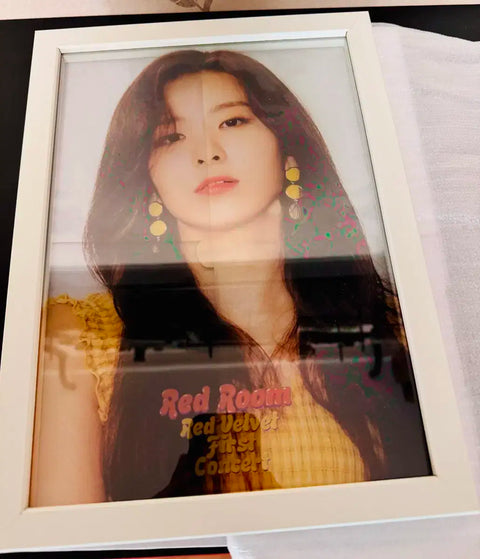 Red Velvet Seulgi Rare Transparent Frame Wall Hanging Photo Photocard