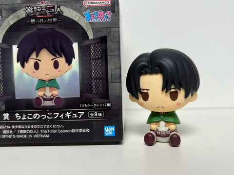 Attack on Titan Chocono Noco Levi Figure