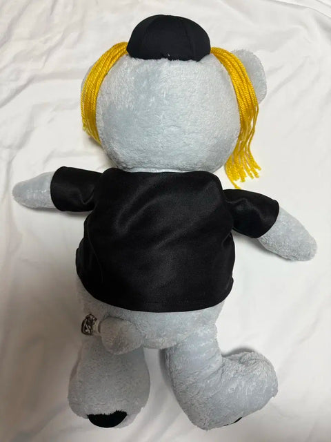 Selling G-Dragon One of a Kind Krunk Bear doll.