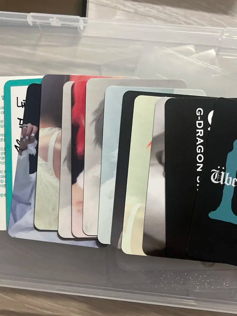 GD Übermensch Photocard Album + Special Gift Photocard