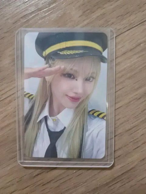 NMIXX Jiwoo photocard transfer