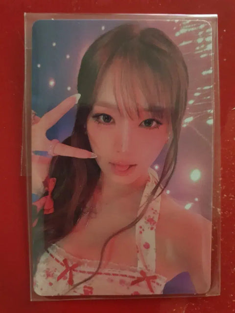 Yena Hate Getting Sick Week 3 Public Broadcast Photocard