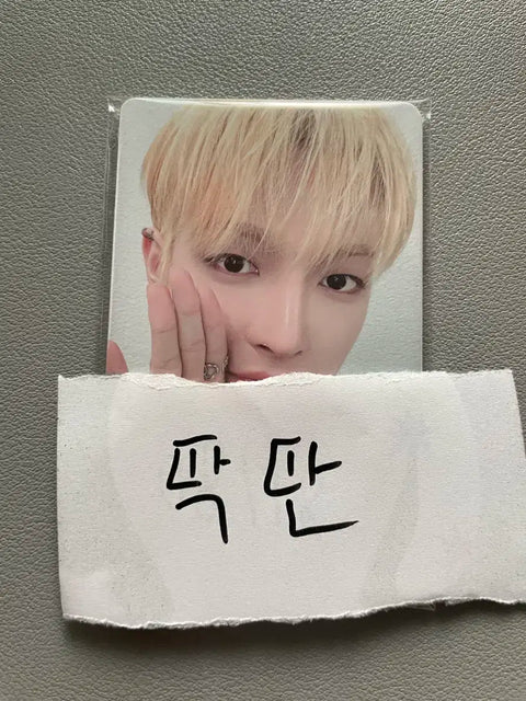 ATEEZ soundcheck photocard set
