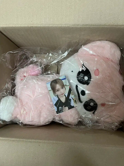 IVE Leeseo Hug Doll Unopened