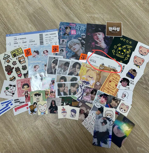 Stray Kids unofficial goods bundle