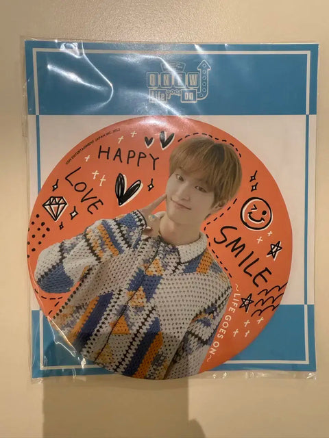 Onew Ilcone Goods Big Can Badge