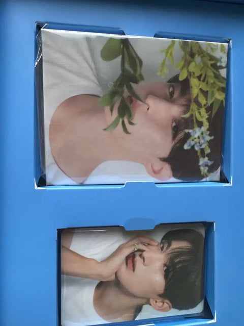 IS RIGHT HERE Dokyeom from Carrot Team