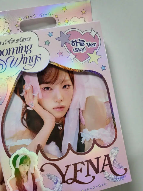 Choi Yena BloomingWings album