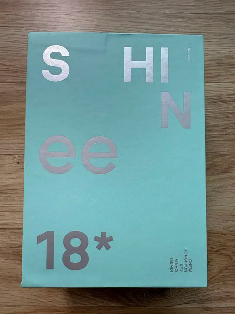 SHINee 2018 Season's Greetings