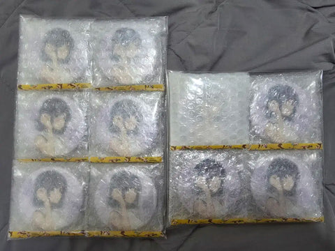 Akane can badge 10 pieces as a set
