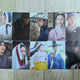Selling photo cards from the drama "Lovers."