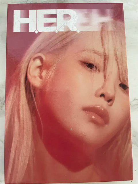 IU Her Concert MD Postcard Book