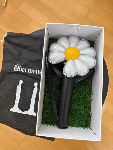 G-Dragon Daisy Cheer Stick