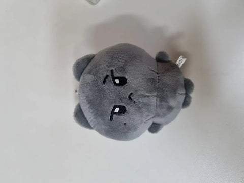 Selling Seventeen The 8 doll Myongbbi