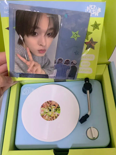 NCT WISH Turntable Riku