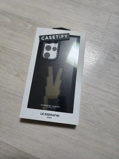 Casetify Le Sserafim Case