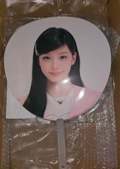 ILLIT Iroha Glitter Day Fan Picket/Japan/Japan