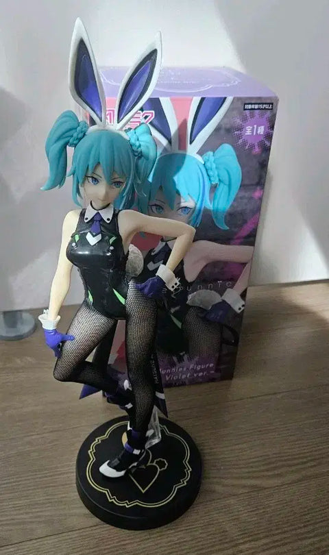 B-Cute Bunny Figure Hatsune Miku