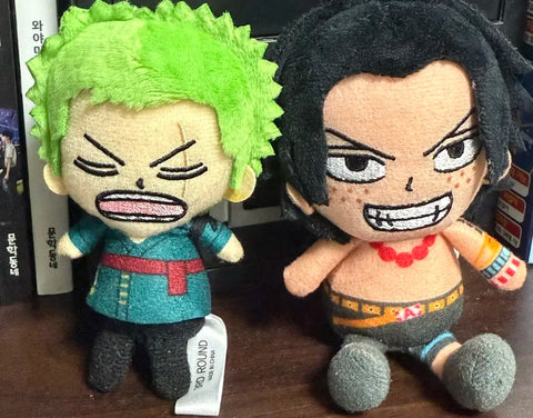 Selling One Piece pop-up nui (plush) dolls: Ace, Zoro