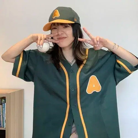 I'm selling Aimyon Searchlight Uniform Koshien M Unopened.