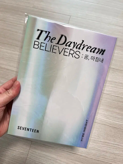 Unopened) Seventeen HYBE INSIGHT Exhibition Postcard Book