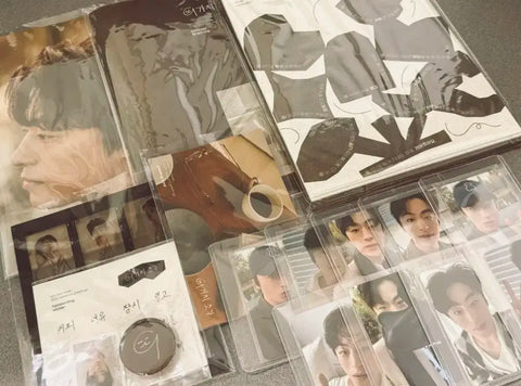 Koo Kyo-hwan 2022 Season's Greetings 9-Piece Full Set