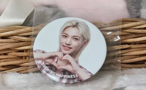 Stray Kids Felix Gong Cha Badge