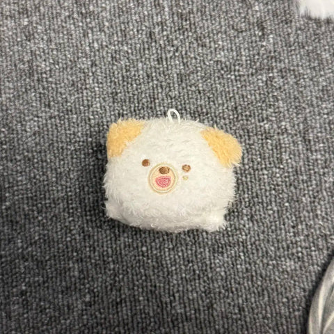 Petite Malls Quadrupedal Don