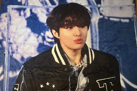 NCT Jungwoo photo blanket transfer/sell.
