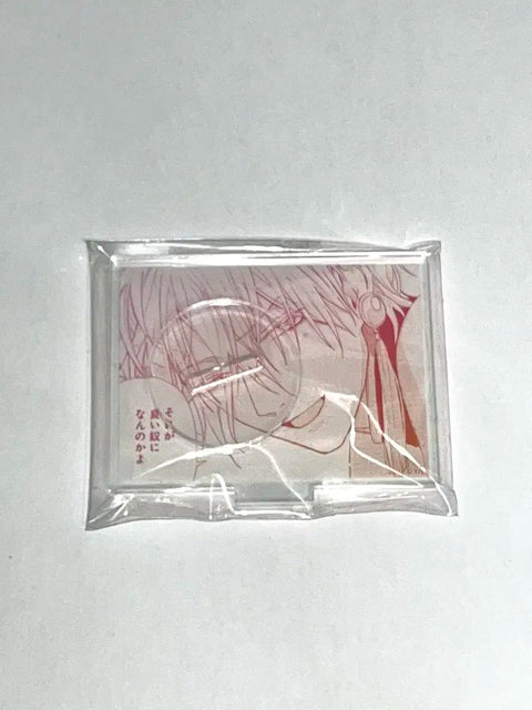 Tashiro, you're the acrylic stand.