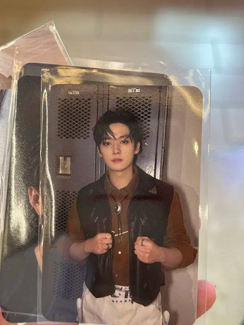 Stray Kids Ceremony Pop-up Real Touch QR Photocard Photocards Lee Know