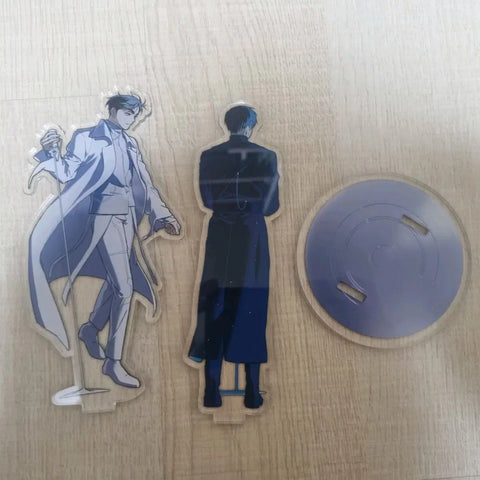 Selling Ace Stay Ivan acrylic stand.