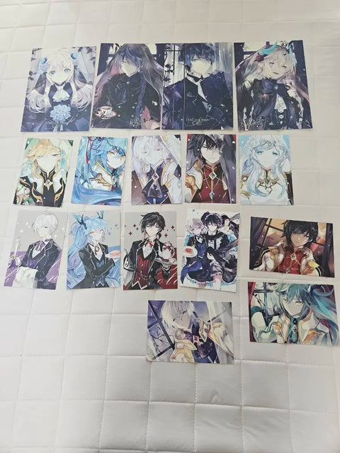 Selling Elsword unofficial merchandise in bulk (postcards + cards).