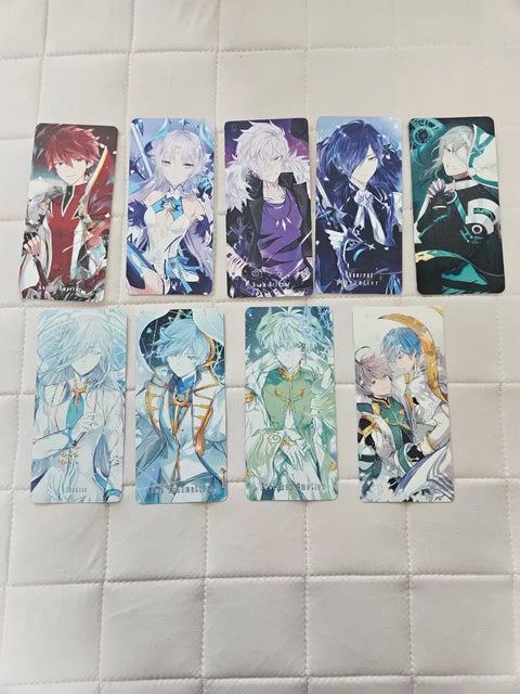 Selling Elsword unofficial merchandise in bulk (postcards + cards).