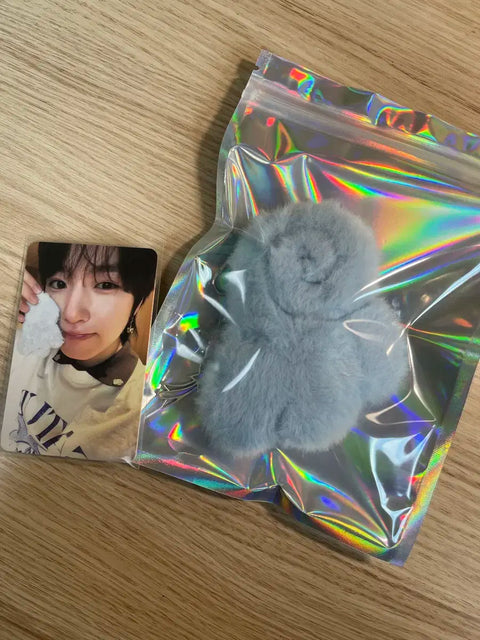Selling NCT Wish wing keyring!