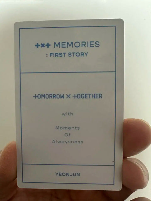 Selling TXT Memories 1 Yeonjun photocard.