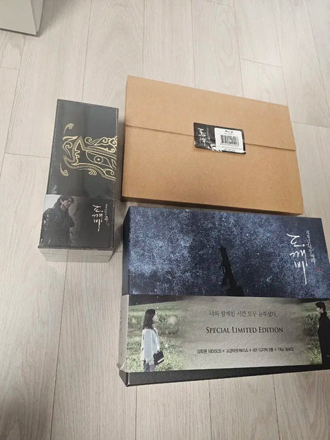 Selling Goblin (Guardian: The Lonely and Great God) pre-order benefit Blu-ray.
