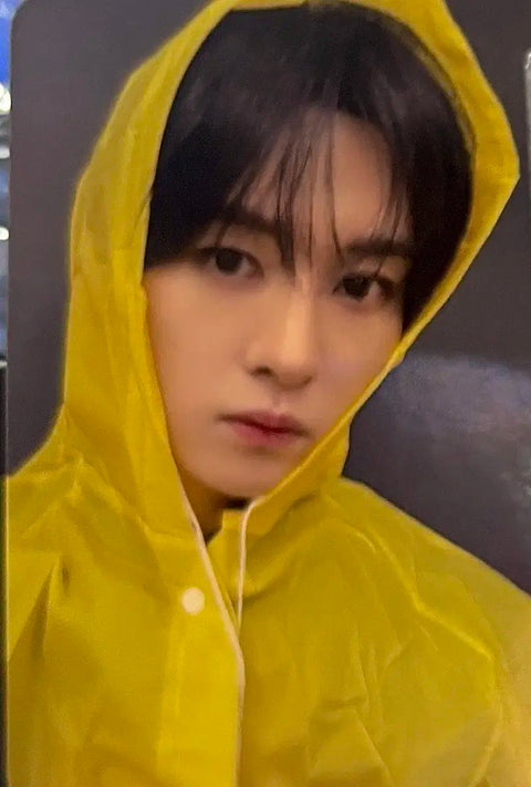 Stray Kids Lee Know Karma Uniform Raincoat Photocard Transfer Stray Kids karma