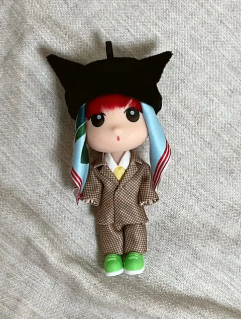 G-Dragon figure doll