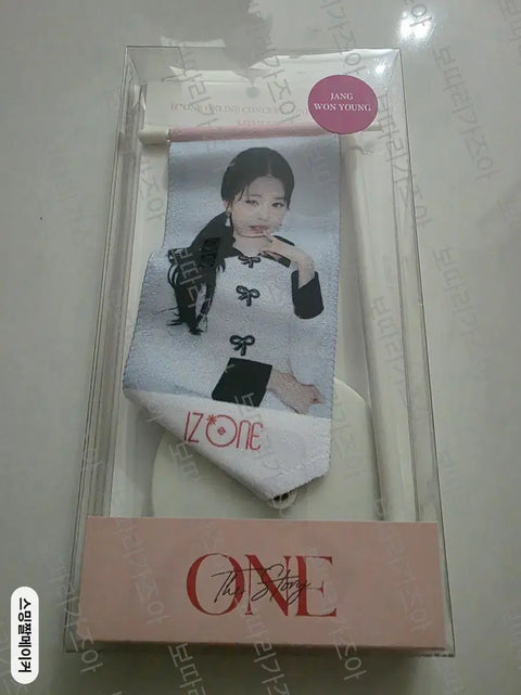 IZ*ONE Mini Flag Stand MD Goods Jang Wonyoung Unopened