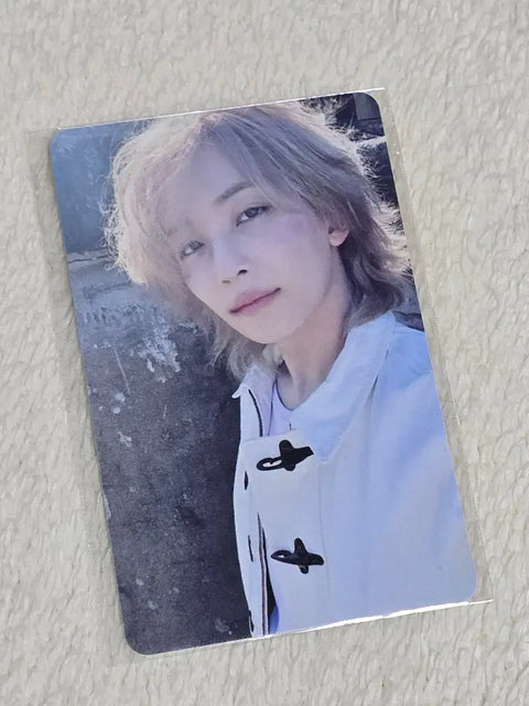 Selling Seventeen Jeonghan photocard from Kyobo Bookstore lucky draw!