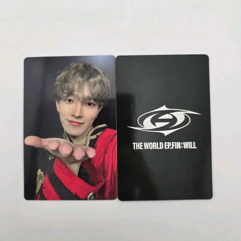 Ateez insane form US album Hongjoong photocard