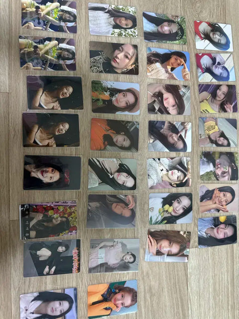fromis_9 Lee Sae-rom photocard all together
