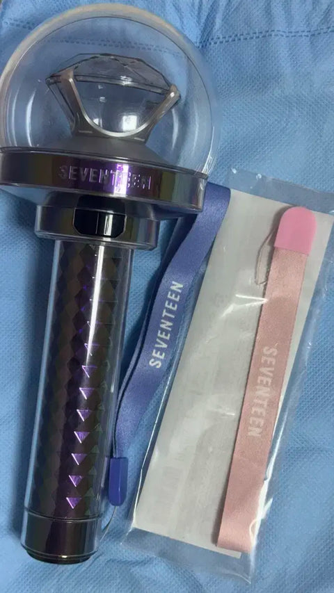 Selling Seventeen's New Light Stick (New Ver. Carrot Bong) Urgently