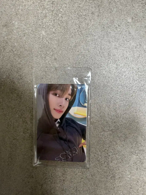 Rise hoodie, Sungchan version, including photocard