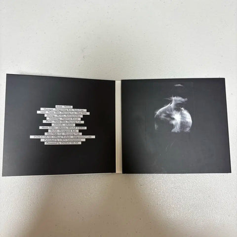 Noel's Double O Noel signed album