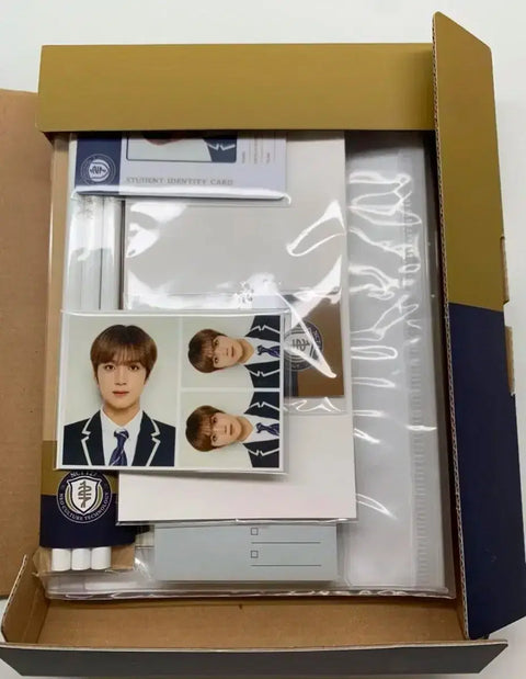 NCT 127 Haechan School Kit