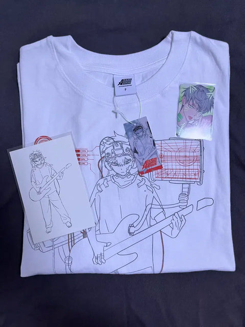 Ace Tee T-shirt + Postcard, Photocard freebies